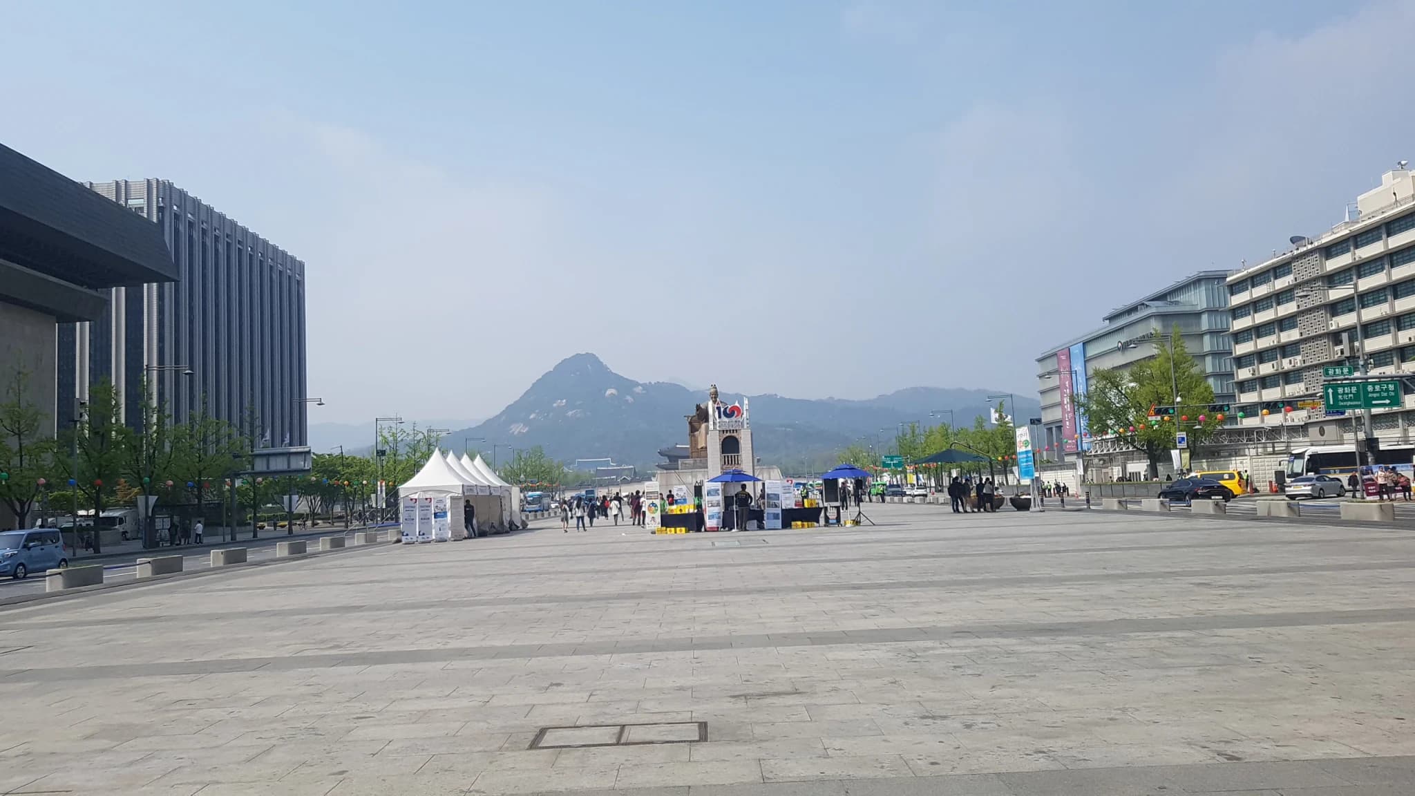 Gwanghwamun Square-image