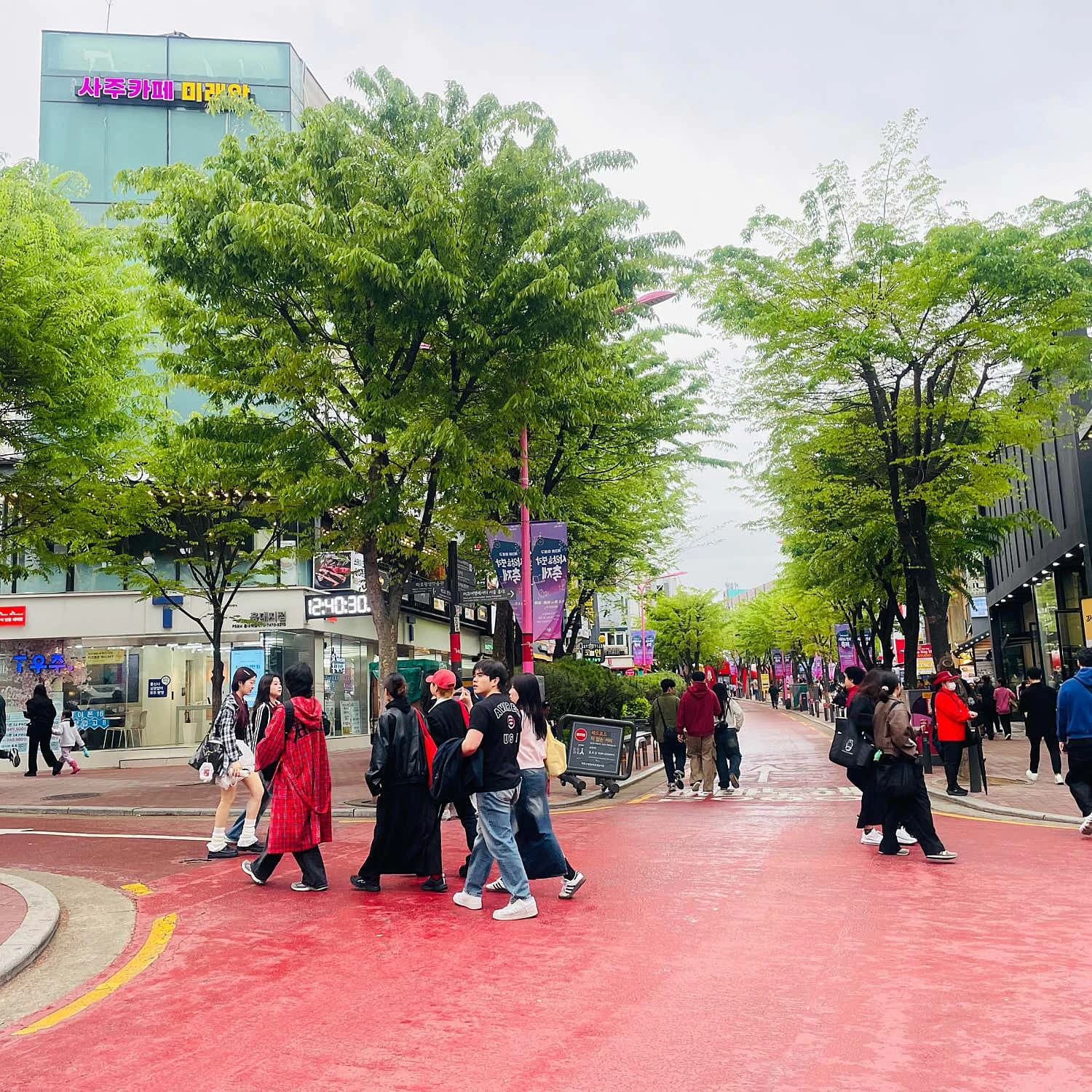 Hongdae Pedestrian-Friendly Street-image