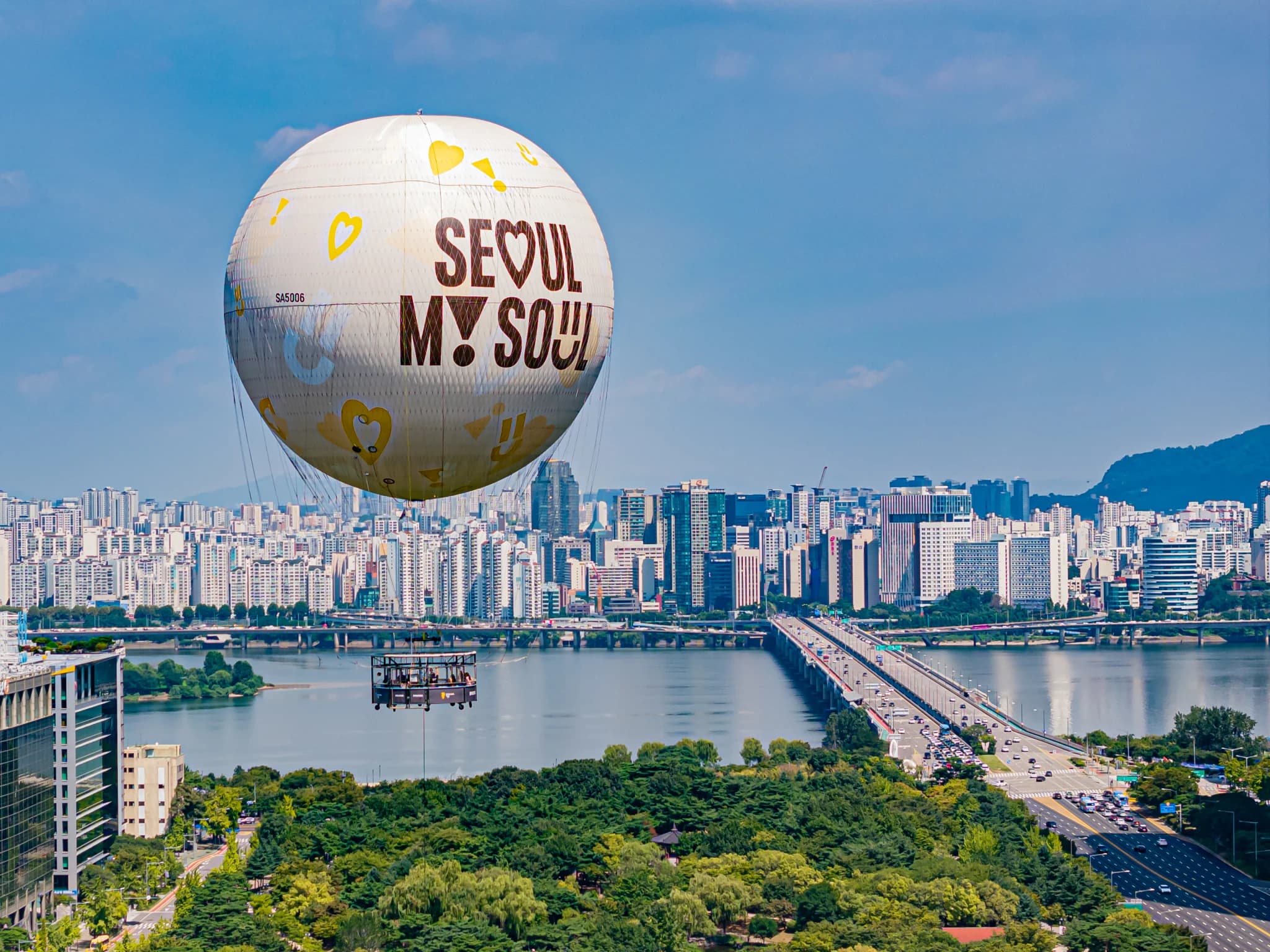 Moon of Seoul (Gas Balloon)-image