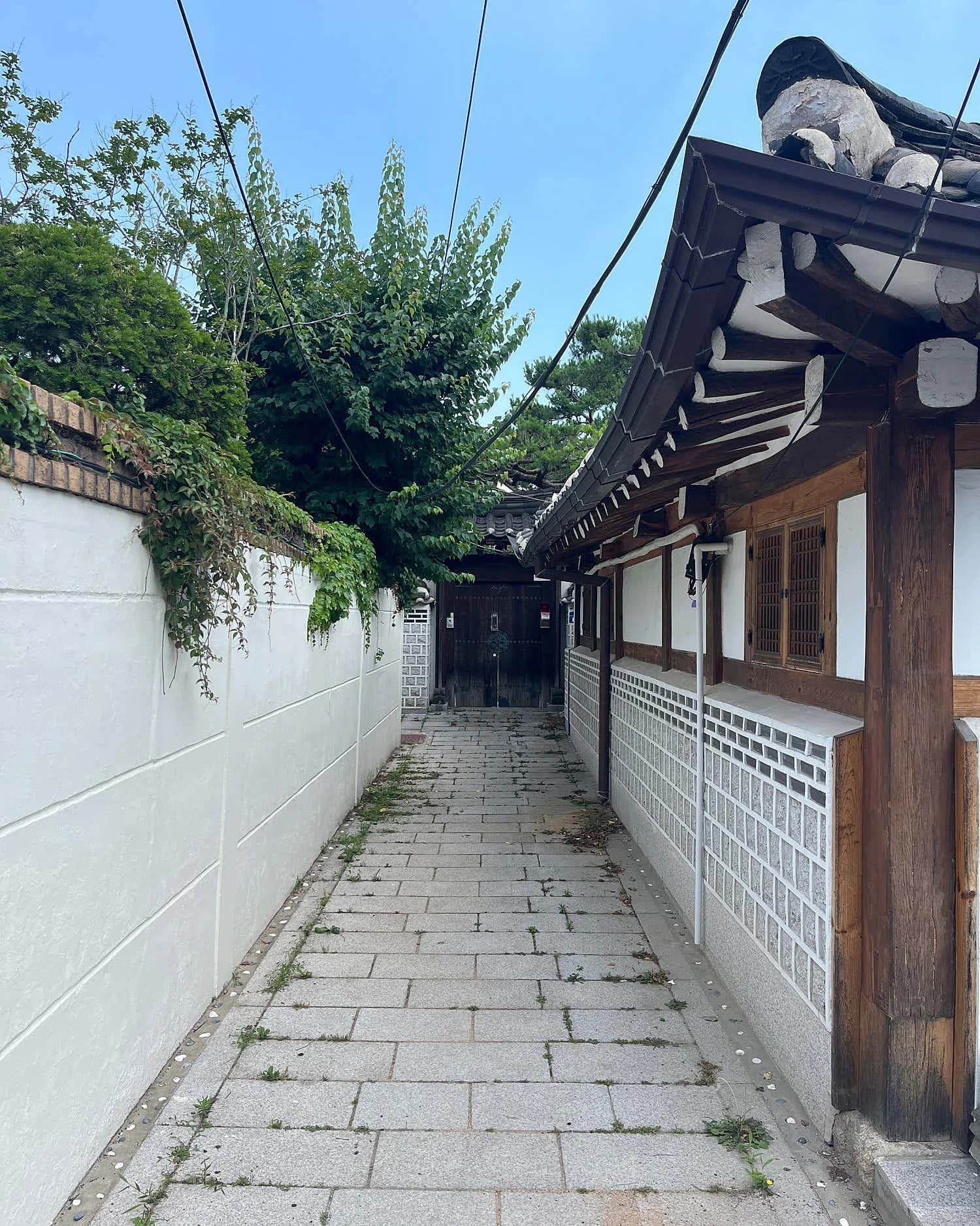 Bukchon Hanok Village-image