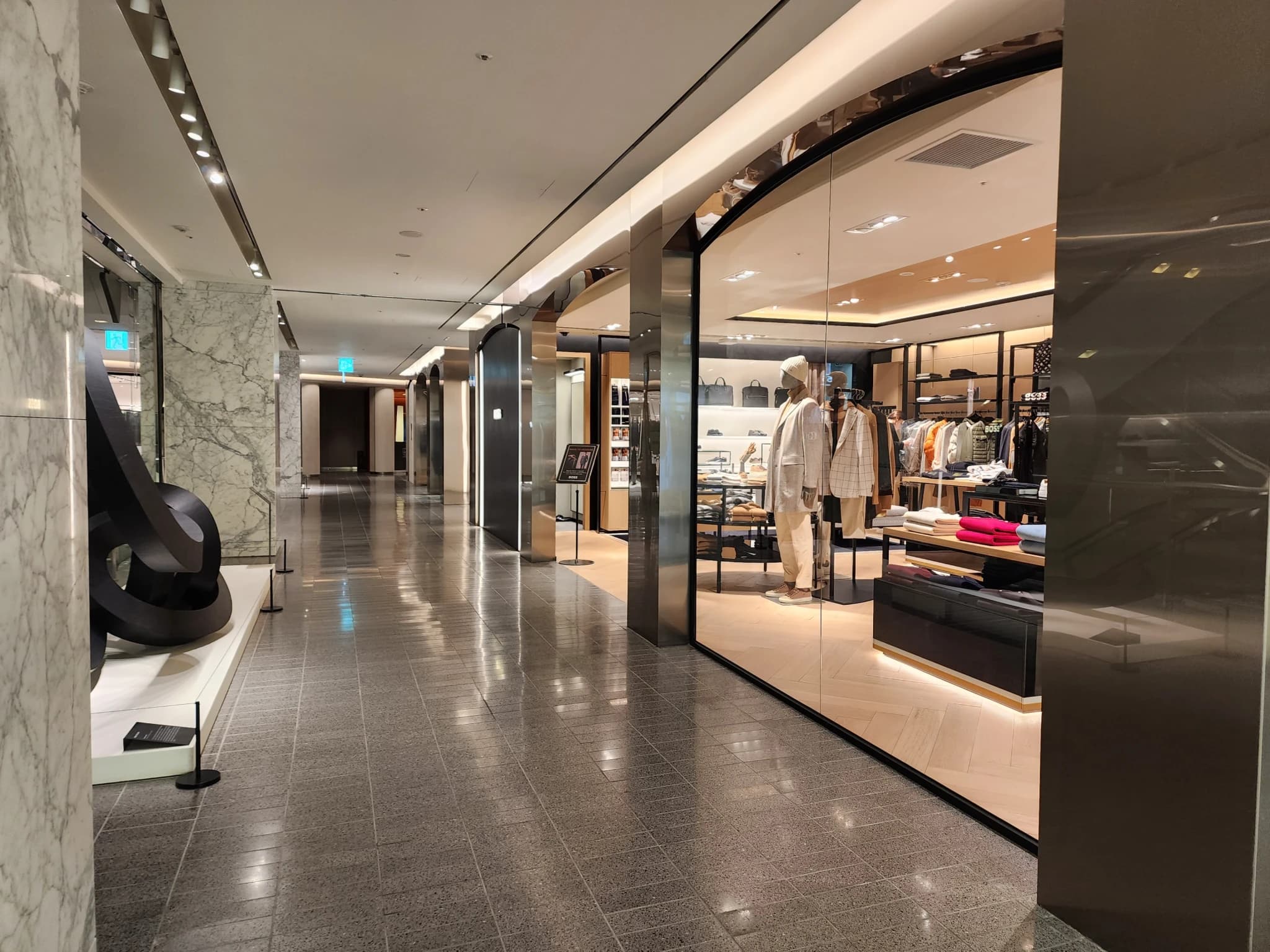 Lotte Duty Free Main Store Myeongdong-image